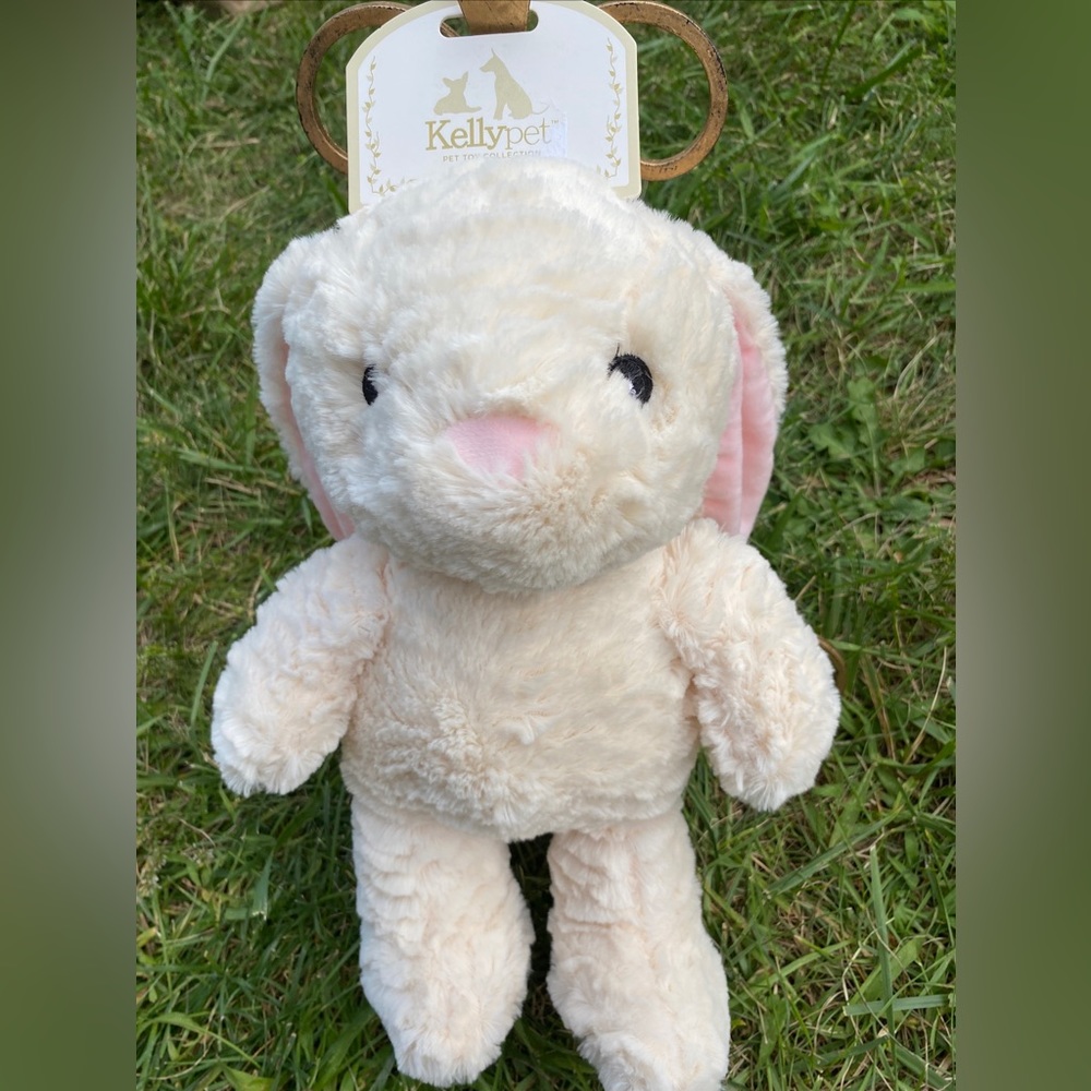 Brand New Kelly Pet  Rabbit.with squeaker